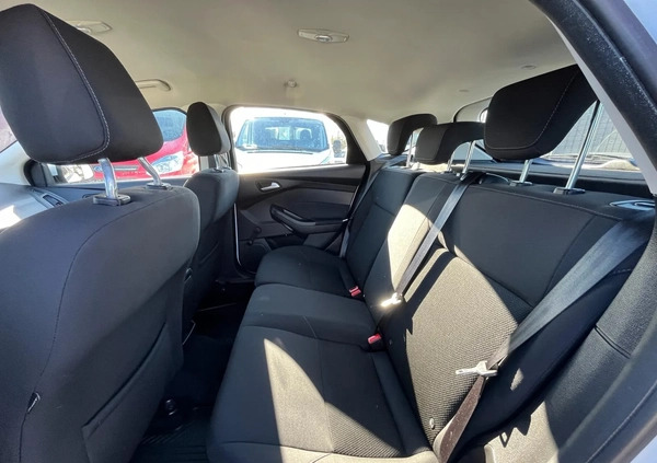 Ford Focus cena 28700 przebieg: 217830, rok produkcji 2014 z Sulechów małe 352